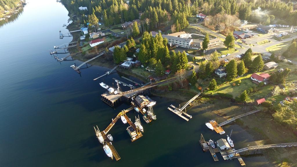 The Bamfield Motel Salmon Beach 外观 照片