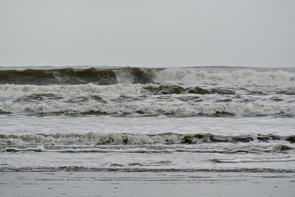 The Bamfield Motel Salmon Beach 外观 照片